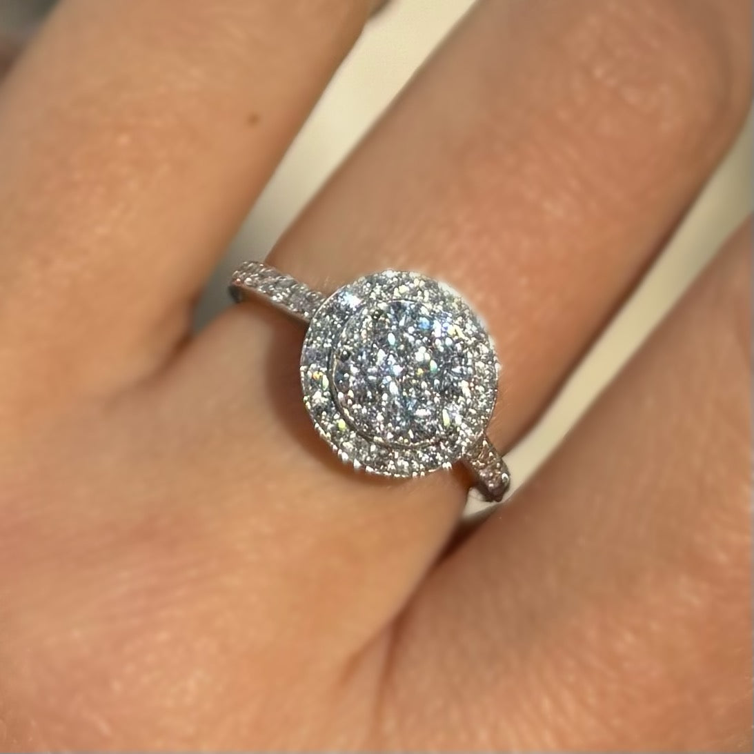 Диамантен пръстен от бяло злато 0.94 карата